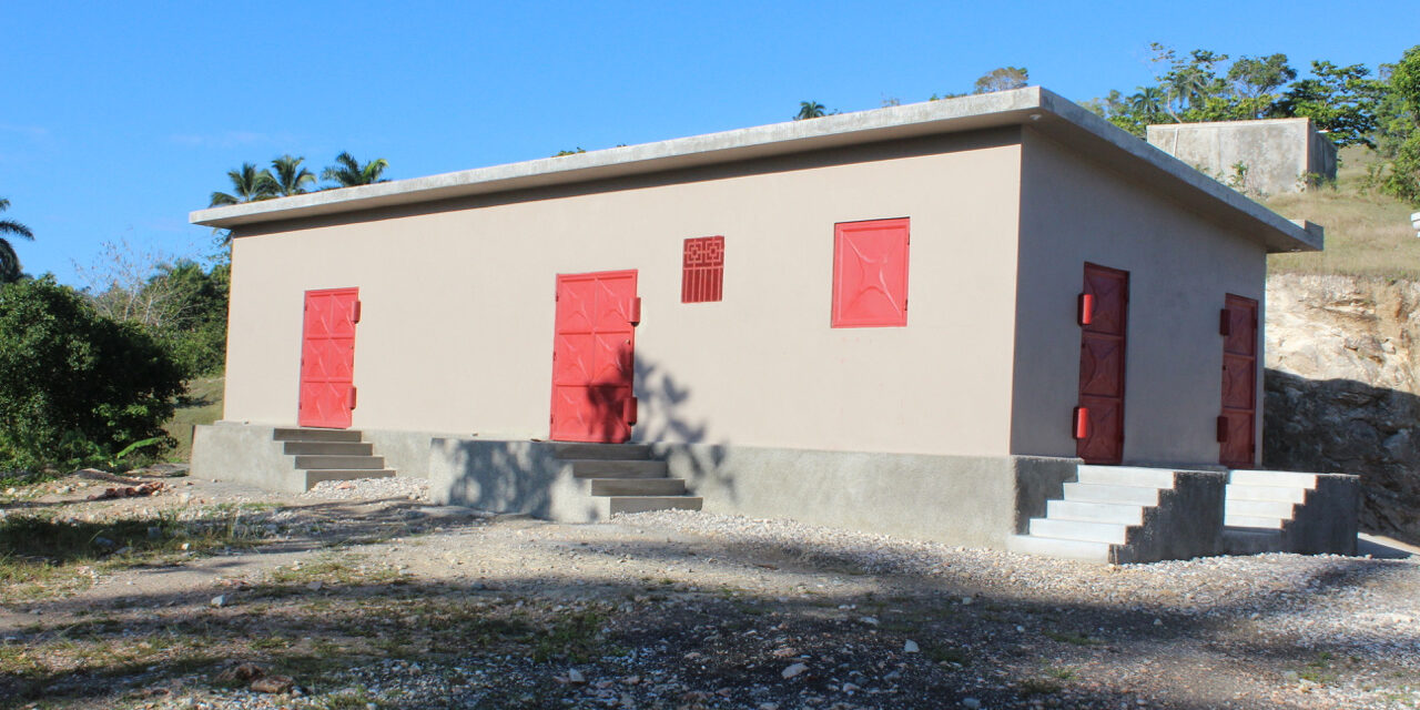 Storage depot with electrical system, water filtration and workshop.